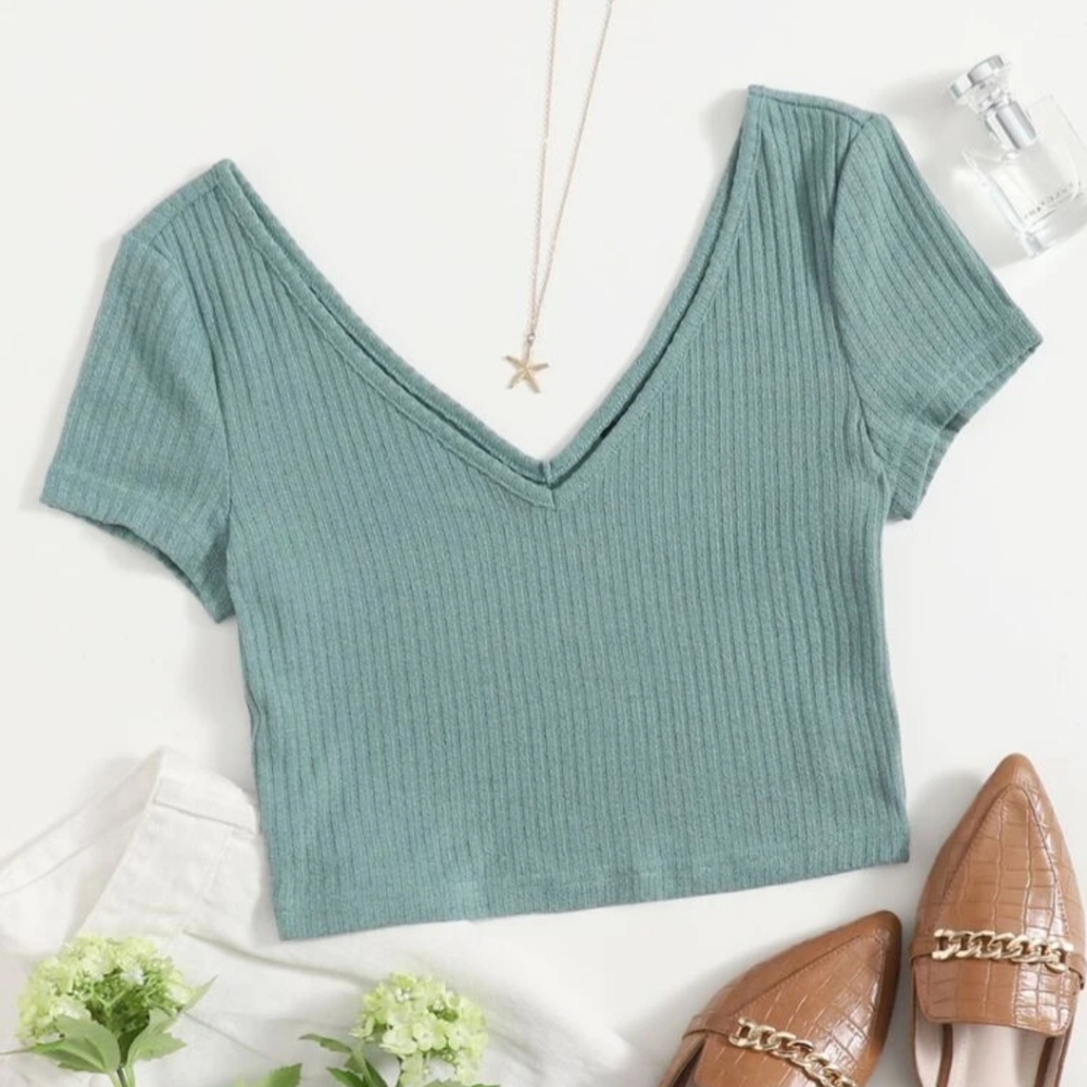 SHEIN Sage Green Ribbed V-Neck Crop Top